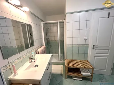 Na predaj 4-izbový byt, 137 m², Bratislava-Staré Mesto, Kysucká