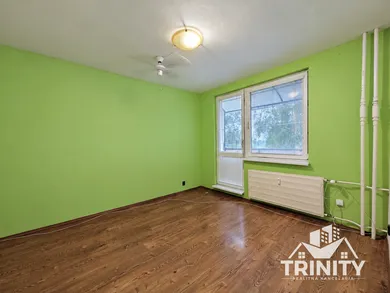 Na prenájom 1-izbový byt, 36 m², Šurany, MDŽ