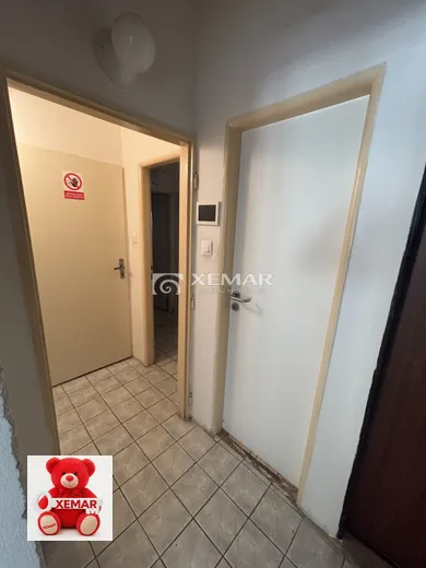 Na prenájom komerčné, 60 m², Žiar nad Hronom, Partizánska