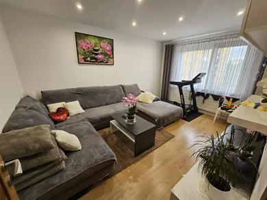 Na prenájom 4-izbový byt, 81 m², Žilina, Gemerská