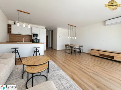 Na prenájom 3-izbový byt, 83 m², Nitra