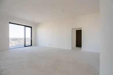 Na predaj 4-izbový byt, 162 m², Bratislava-Ružinov, Prístavná