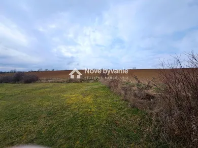 Na predaj pozemok, Melčice-Lieskové