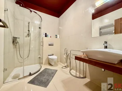 Na predaj 1-izbový byt, 27 m², Veľká Lomnica, Termálna
