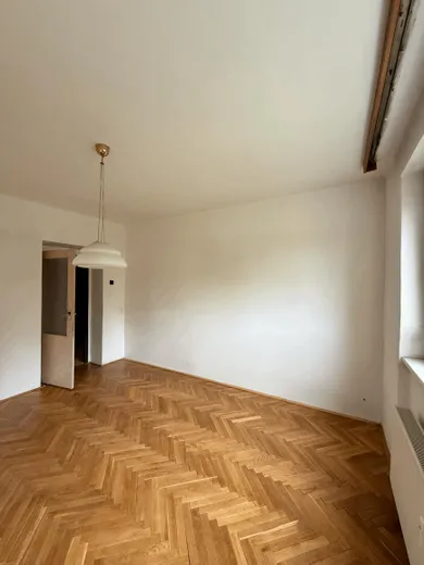 Na predaj 3-izbový byt, 85 m², Trnava, Tamaškovičova