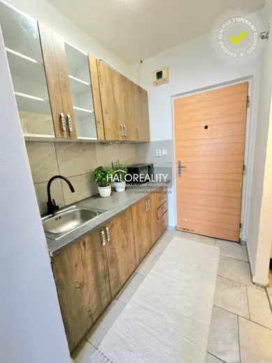 Na predaj 1-izbový byt, 24 m², Bratislava-Vajnory