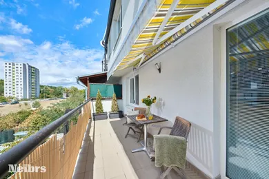 Na predaj 3-izbový byt, 91 m², Bratislava-Karlova Ves, Majerníkova