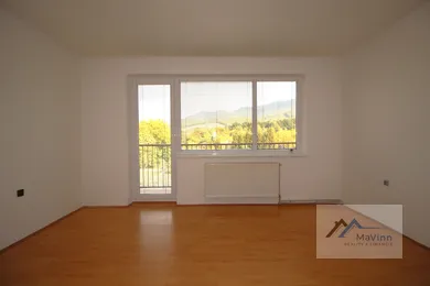 Na predaj 3-izbový byt, 72 m², Rudno nad Hronom