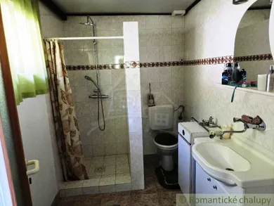 Na predaj rekreačný dom, 42 m², Modrý Kameň