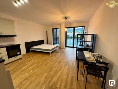 Byty na prenájom 1-izbový, Bratislava-Nové Mesto · €505