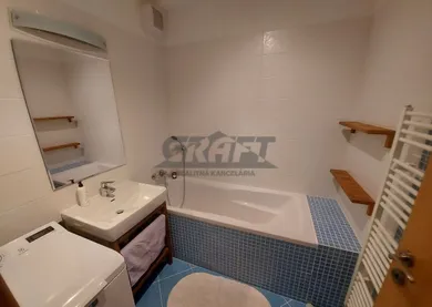 Na prenájom 2-izbový byt, 60 m², Bratislava-Dúbravka, Koprivnická