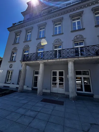 Na prenájom 3-izbový byt, 146 m², Bratislava-Staré Mesto, Hlboká cesta