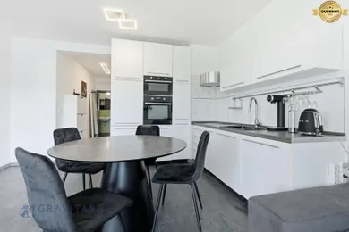 Na predaj 2-izbový byt, 46 m², Bratislava-Rača, Kadnárova