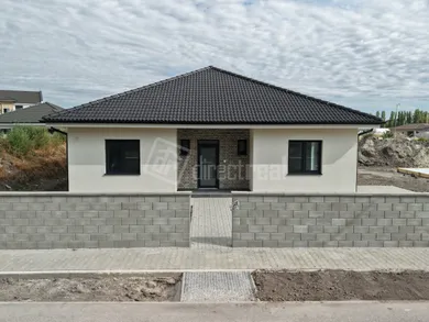 Na predaj dom, 127 m², Dunajská Streda