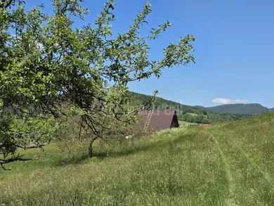 Na predaj pozemok, Hrabičov