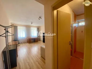 Na prenájom komerčné, 78 m², Nitra, Jaskyňová