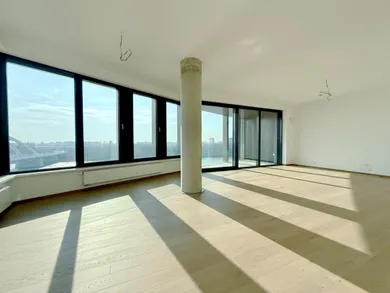 Na predaj 4-izbový byt, 149 m², Bratislava-Ružinov, Pribinova
