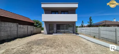 Na predaj 4-izbový dom, 93 m², Bratislava-Jarovce, Chotárna
