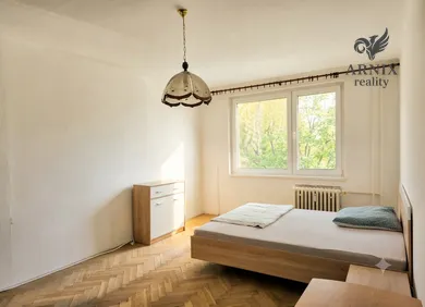Na predaj 3-izbový byt, 79 m², Levice, Ul. M. R. Štefánika