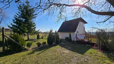Holiday Houses for sale in Levice · €63,000