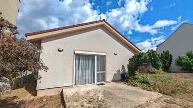 Na predaj 3-izbový byt, 64 m², Galanta, Hlavná