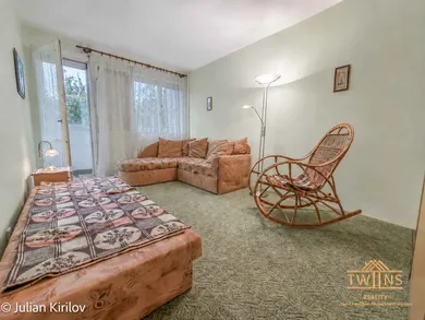 Na prenájom 2-izbový byt, 53 m², Bratislava-Nové Mesto, Sibírska