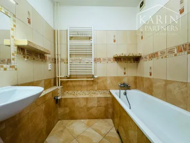 Na prenájom 2-izbový byt, 56 m², Skalica