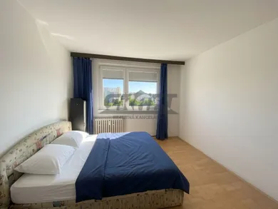 Na predaj 4-izbový byt, 75 m², Bratislava-Podunajské Biskupice