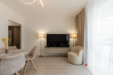 Na prenájom 2-izbový byt, 44 m², Trenčín