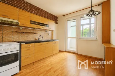 Mieszkania na sprzedaż, 3-pokojowe, Martin · €129 900