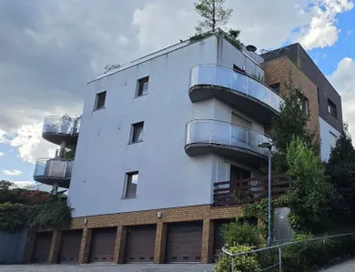 Na predaj 4-izbový byt, 165 m², Bratislava-Rača, Kaplinská