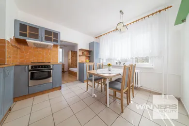 Na prenájom 3-izbový byt, 67 m², Košice-Juh, Južná trieda