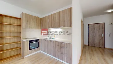 Na prenájom 2-izbový byt, 54 m², Slovenský Grob, Slavomírova