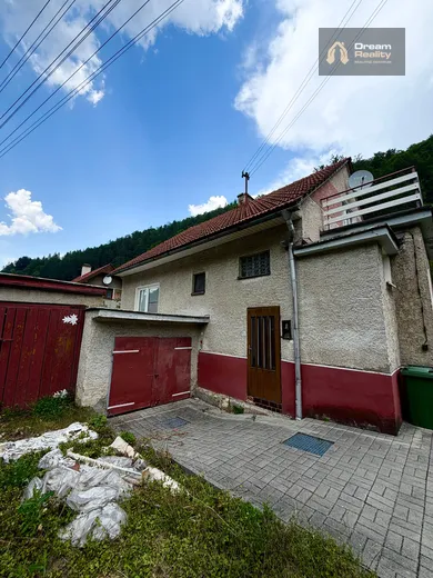 Na predaj dom, 747 m², Lopušné Pažite