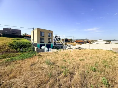 Na predaj pozemok, 714 m², Bidovce