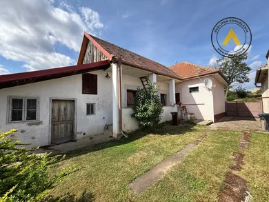 Na predaj 2-izbový dom, 90 m², Lukáčovce