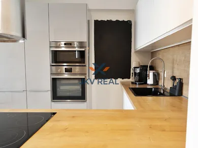 Na predaj 3-izbový byt, 76 m², Dunajská Lužná