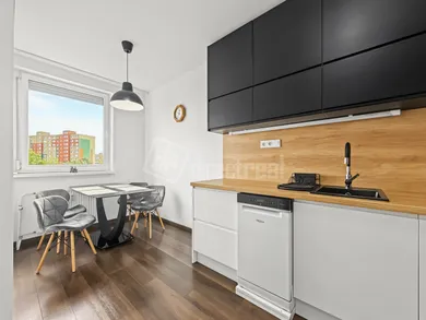 Kiadó lakások, 3-szobás, Bratislava-Petržalka · €1050
