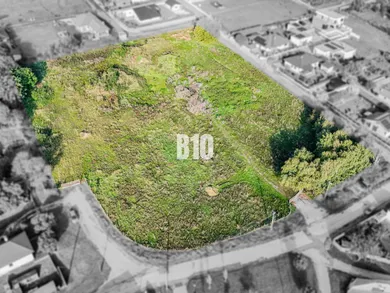 Na predaj pozemok, 800 m², Nitra