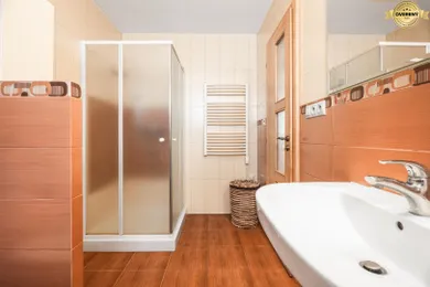 Na predaj 5-izbový dom, 187 m², Horná Lehota