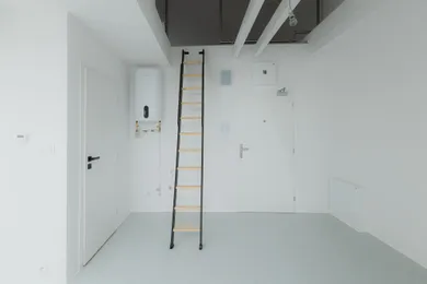 Na predaj 2-izbový byt, 42 m², Banská Bystrica, Spojová