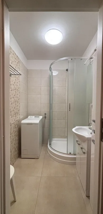 Na predaj 3-izbový byt, 72 m², Komárno