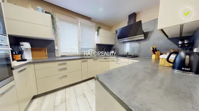 Na predaj 4-izbový byt, 84 m², Rimavská Sobota