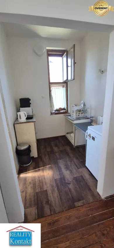 Na predaj 2-izbový byt, 45 m², Nové Zámky, Za 3 mostami