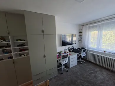 Na predaj 2-izbový byt, 65 m², Rimavská Sobota, Hostinského