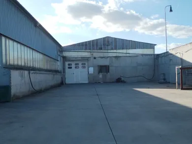 Na predaj objekt, Senec, Železničná
