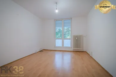 Na predaj 4-izbový byt, 69 m², Poprad, Štúrova