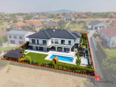 Houses for sale in Nitra · €1,297,000