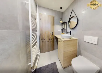 Na predaj 2-izbový byt, 52 m², Žiar nad Hronom