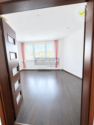 Na predaj 3-izbový byt, 69 m², Zvolen